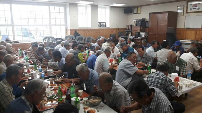 울진군, 말복‘孝 삼계탕’사랑의 밥차 행사2.jpg