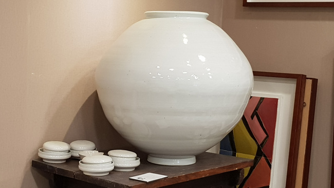 달항아리 (2).jpg