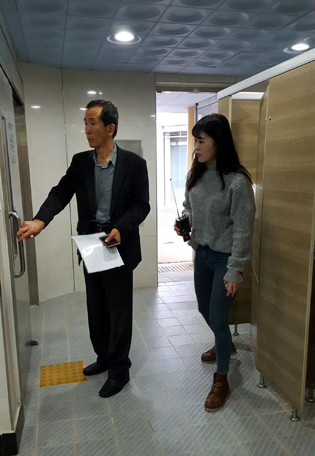 경찰서와 공중화장실 몰래카메라 합동점검 사진1.jpg