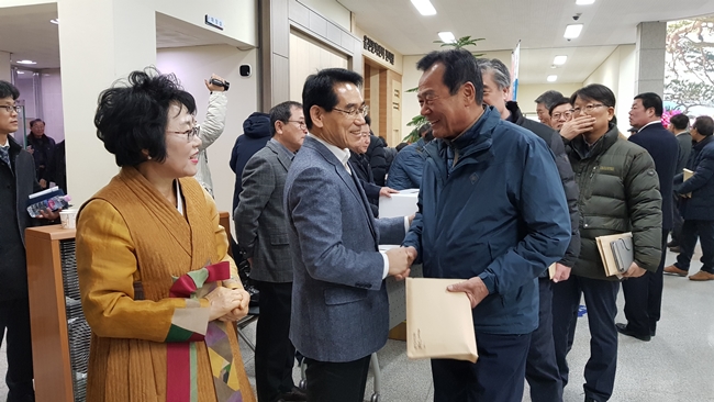 임군수출판 (3).jpg