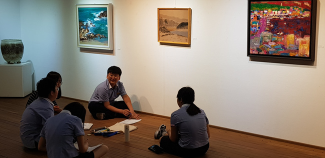 송울진전’ 찾은 울진중학교 (10).jpg