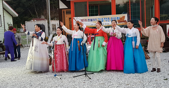 호월3리작은음악회 (5).jpg