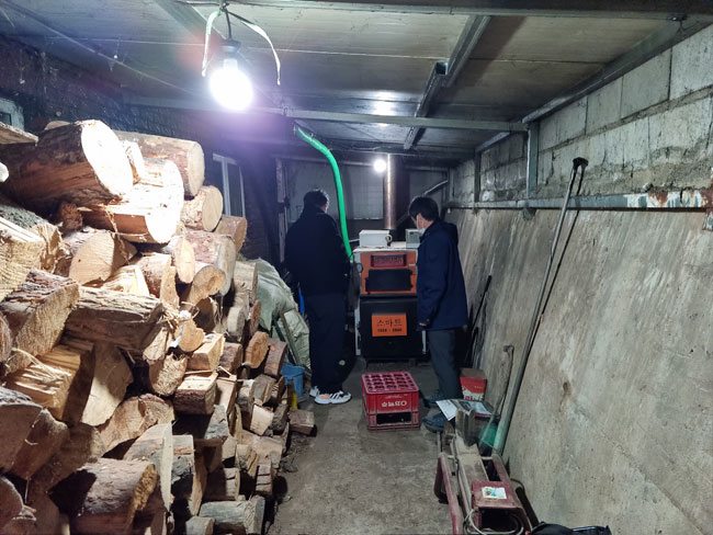 012.jpg